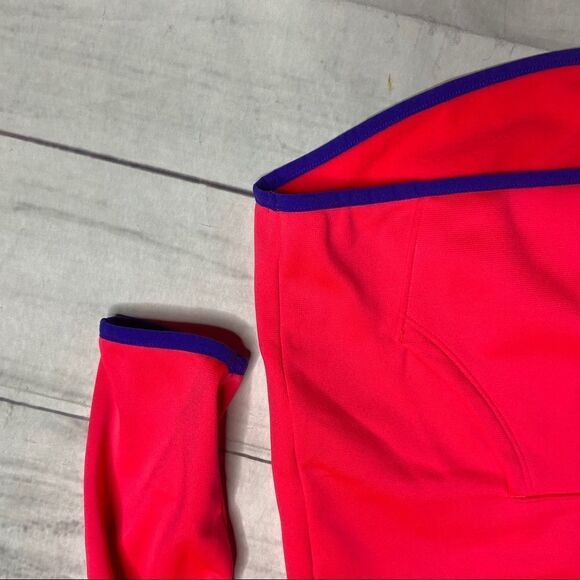 Under Armour hot pink Youth XL hoodie - Picture 5 of 10